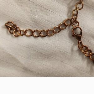 Royal blue stone necklace with clasps